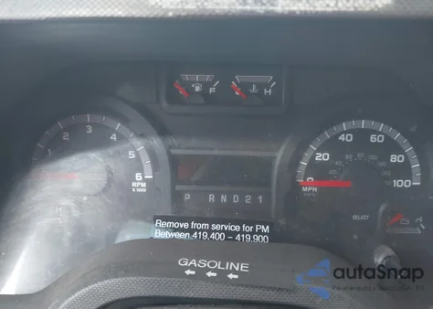 2014 Ford E-350 Super Duty Commercial z USA, uszkodzony, nr VIN 1FDSS3EL6EDB14328